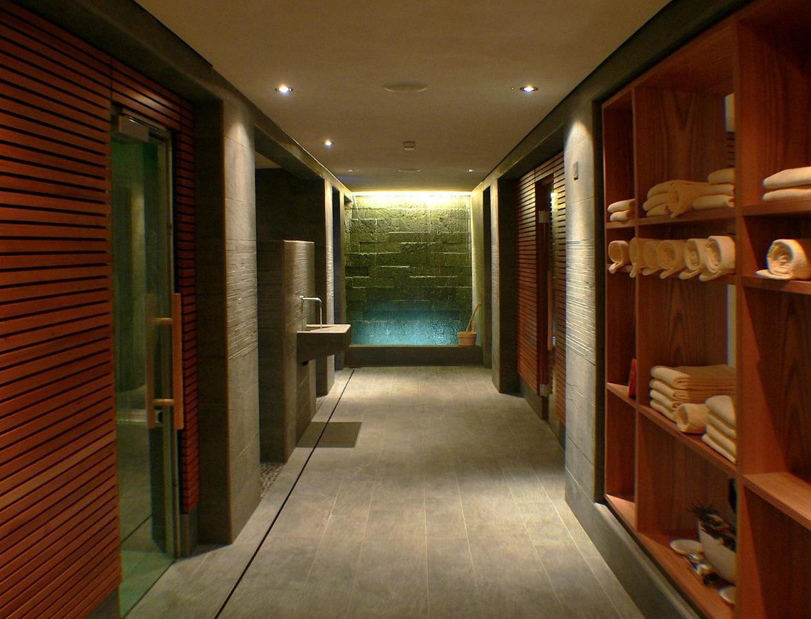 Romantik Hotel Schweizerhof Γκρίντελβαλντ Εξωτερικό φωτογραφία