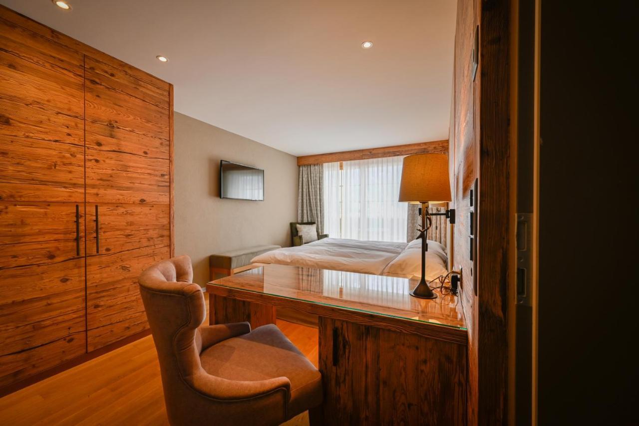 Romantik Hotel Schweizerhof Γκρίντελβαλντ Εξωτερικό φωτογραφία