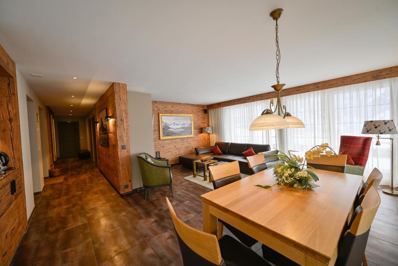 Romantik Hotel Schweizerhof Γκρίντελβαλντ Εξωτερικό φωτογραφία