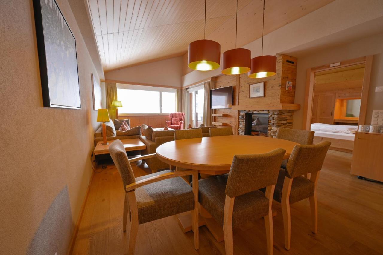 Romantik Hotel Schweizerhof Γκρίντελβαλντ Εξωτερικό φωτογραφία