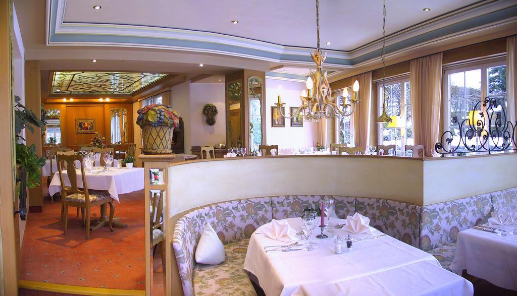 Romantik Hotel Schweizerhof Γκρίντελβαλντ Εξωτερικό φωτογραφία
