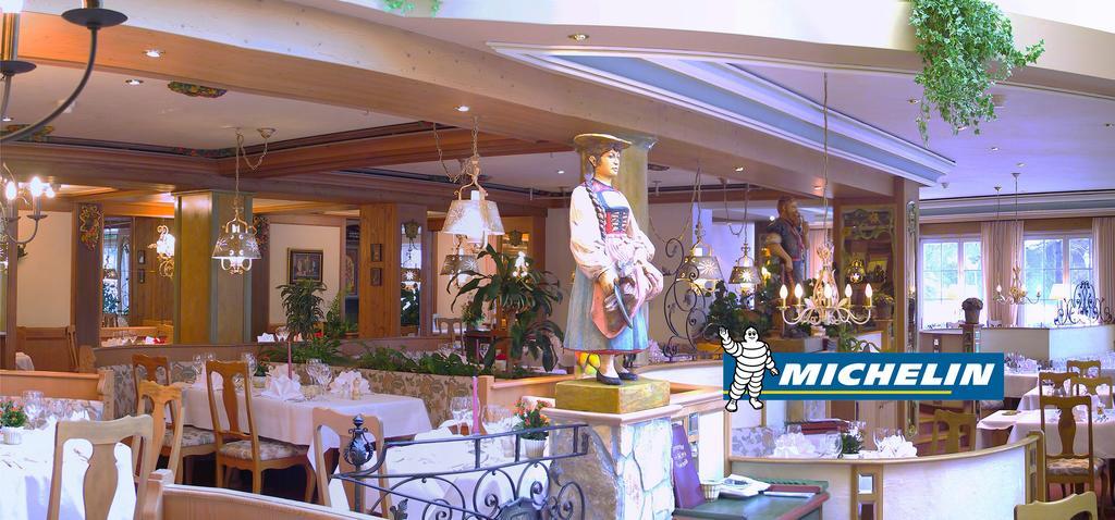 Romantik Hotel Schweizerhof Γκρίντελβαλντ Εξωτερικό φωτογραφία
